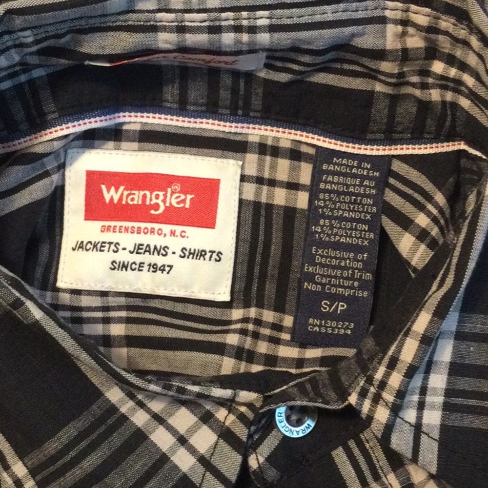 Wrangler button down Men Small - Picture 2 of 7